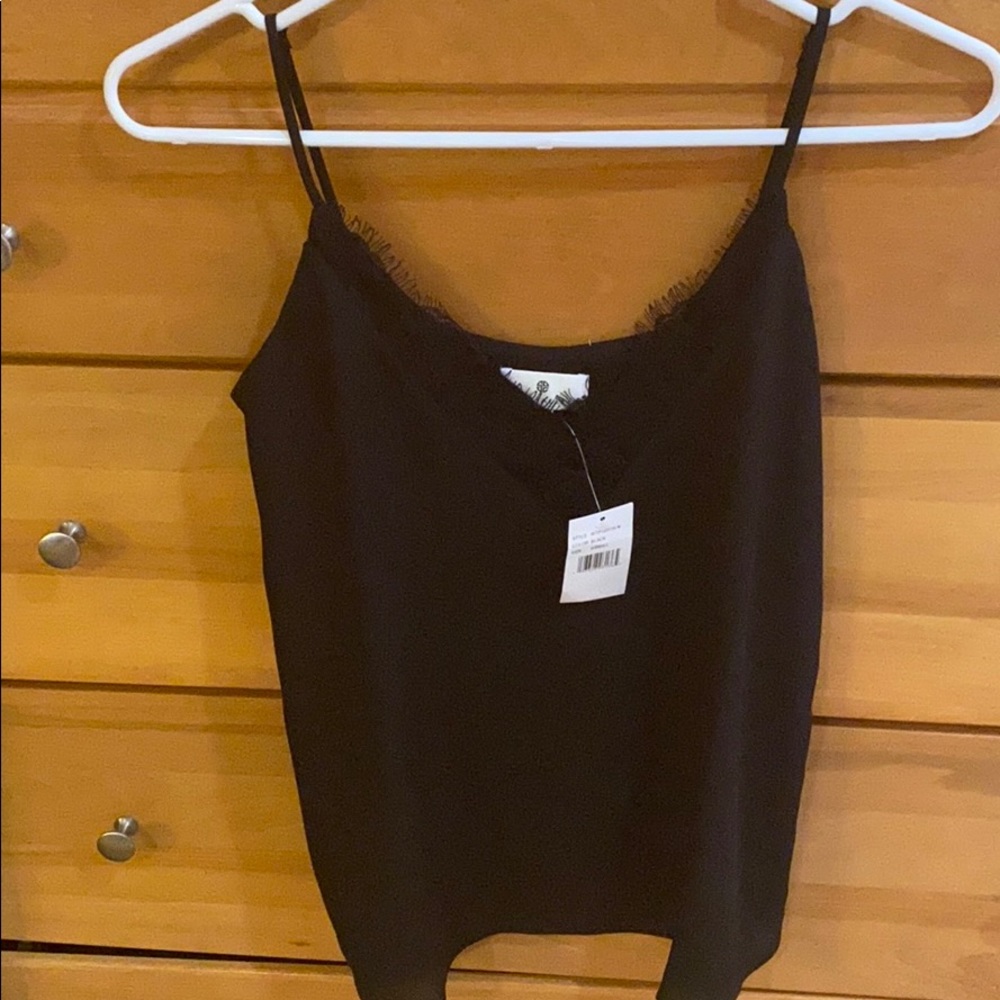 NWT. SOCIALITE BLACK CAMI. ADJUSTABLE STRAPS. XS